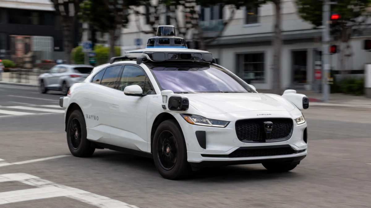 Uber and Waymo End Phoenix Robotaxi Partnership as Uber Prepares a New Autonomous Vehicle Deal