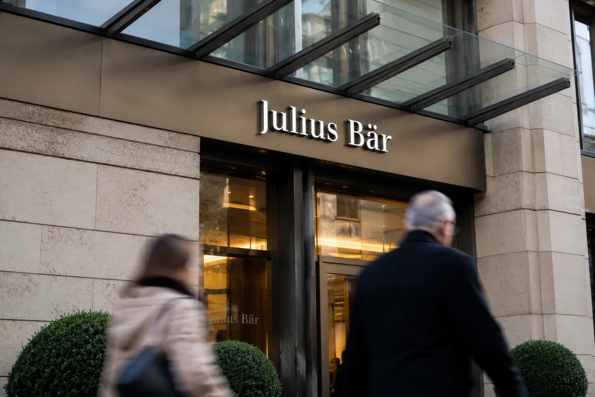 Julius Baer Appoints Peter Burrill as New CFO
