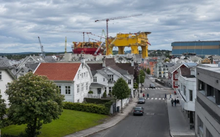 Norway Offshore Wage Deal Averts Strike at Oil Installations